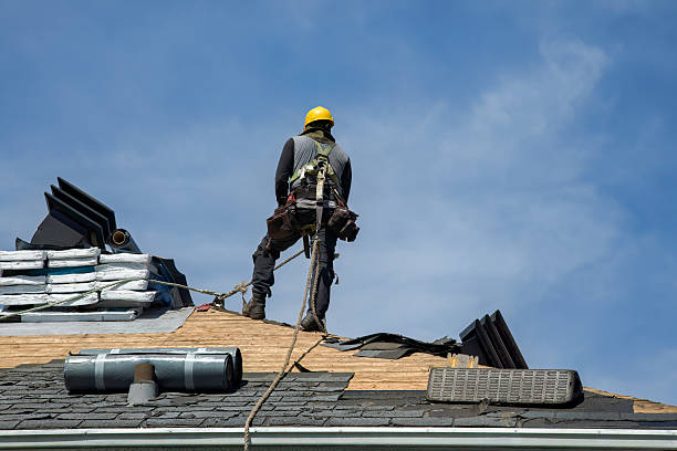 Professional Gutter Installation technician working in Alliance, OH